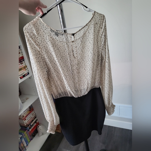 Dots & Ruffles Bodycon Dress - Picture 2 of 3